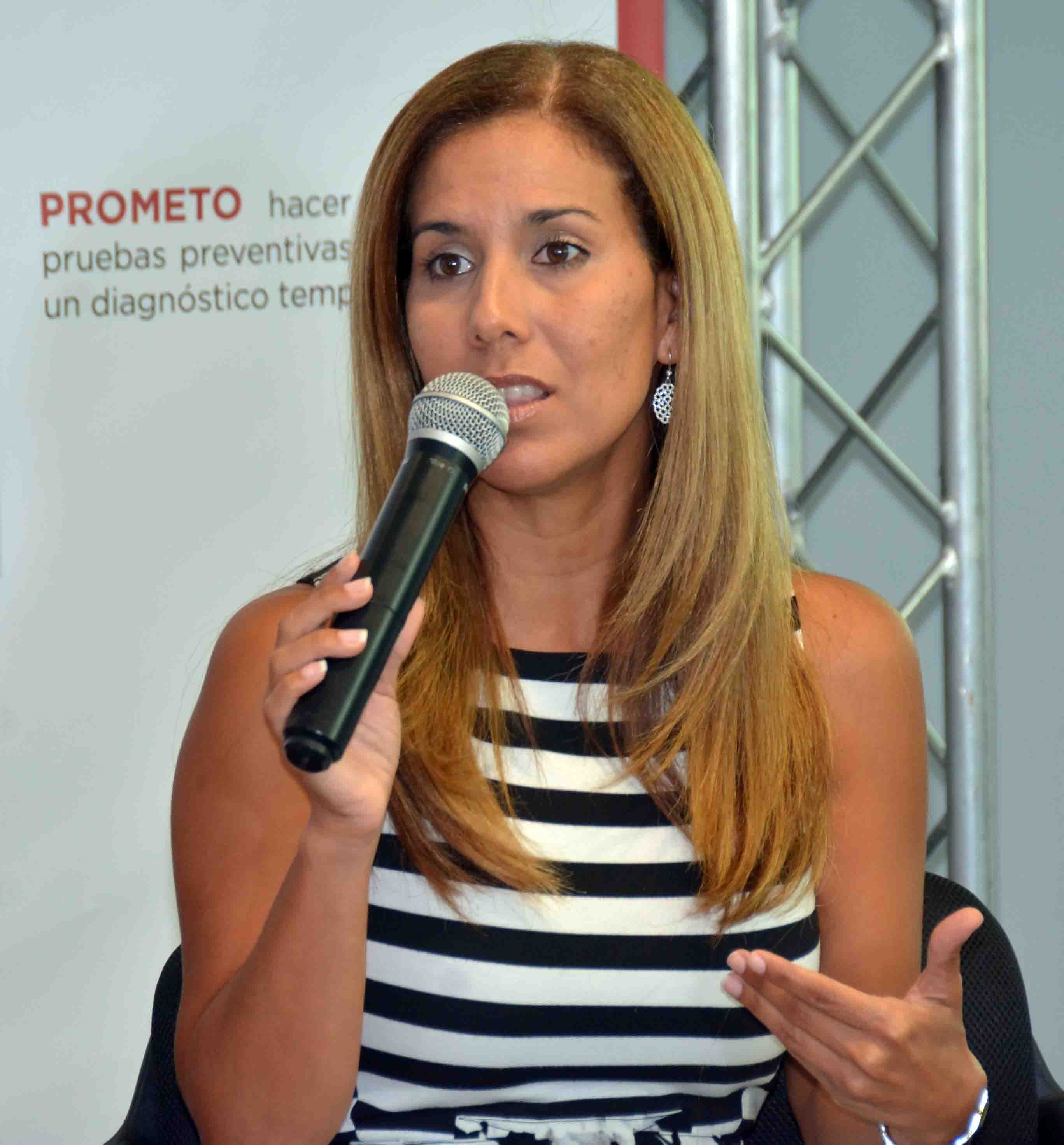 dra_ana_patricia_ortiz_centro_comprensivo_cancer_reportemedico